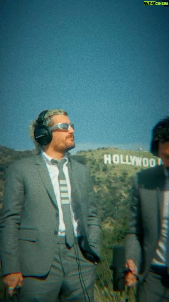 Ricky Montaner Instagram - En Hollywood no se hacen los sueños realidad #HotelCaracas 🗝️🗝️🗝️