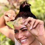 Ridheema Tiwari Instagram - Little things That Matter 🌼 #momentsthattakeyourbreathaway #ridhiematiwari #collectmomentsnotthings #grateful Mumbai, Maharashtra