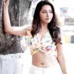 Ridheema Tiwari Instagram - Celebrating the month of love 🥰 Hello FEBRUARY 💋 📸 : @mohd_shafiq_72_ #february2024 #eotd #romance #ridhiematiwari #instamood Mumbai, Maharashtra