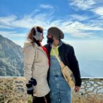 Ridheema Tiwari Instagram - Aasmani Junoon 🧿 #humtum #takemeback #manandwife #jaskaransinghgandhi #ridhiematiwari #bollywoodcouple #explore George Everest Peak