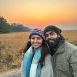 Ridheema Tiwari Instagram - Safari mode ON 🤷🏻‍♀️ With @jaskaransinghgandhi 🫶 Managed by : @matsya_media PR : @pr365_pr 📸 : @sardarji_preetwalia #thegoldentusk #neveradullmoment #ridhiematiwari #jaskaransinghgandhi #jimcorbett #intothewild #junglesafari The Golden Tusk, Jim Corbett National Park