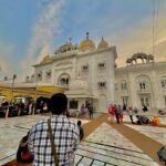 Ridheema Tiwari Instagram - Ek tera Sahara 🙏🏼 #sundayblessings #banglasahib #blessedlife #godisgood Gurdwara Bangla Sahib, New Delhi
