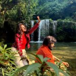 Ridheema Tiwari Instagram - Picnic day with BIWI 😀 @thegoldentusk Managed by : @matsya_media #neveradullmoment #jimcorbett #baratifall #picnicday #ridhiematiwari #jaskaransinghgandhi #wintervacay Barati row Fall