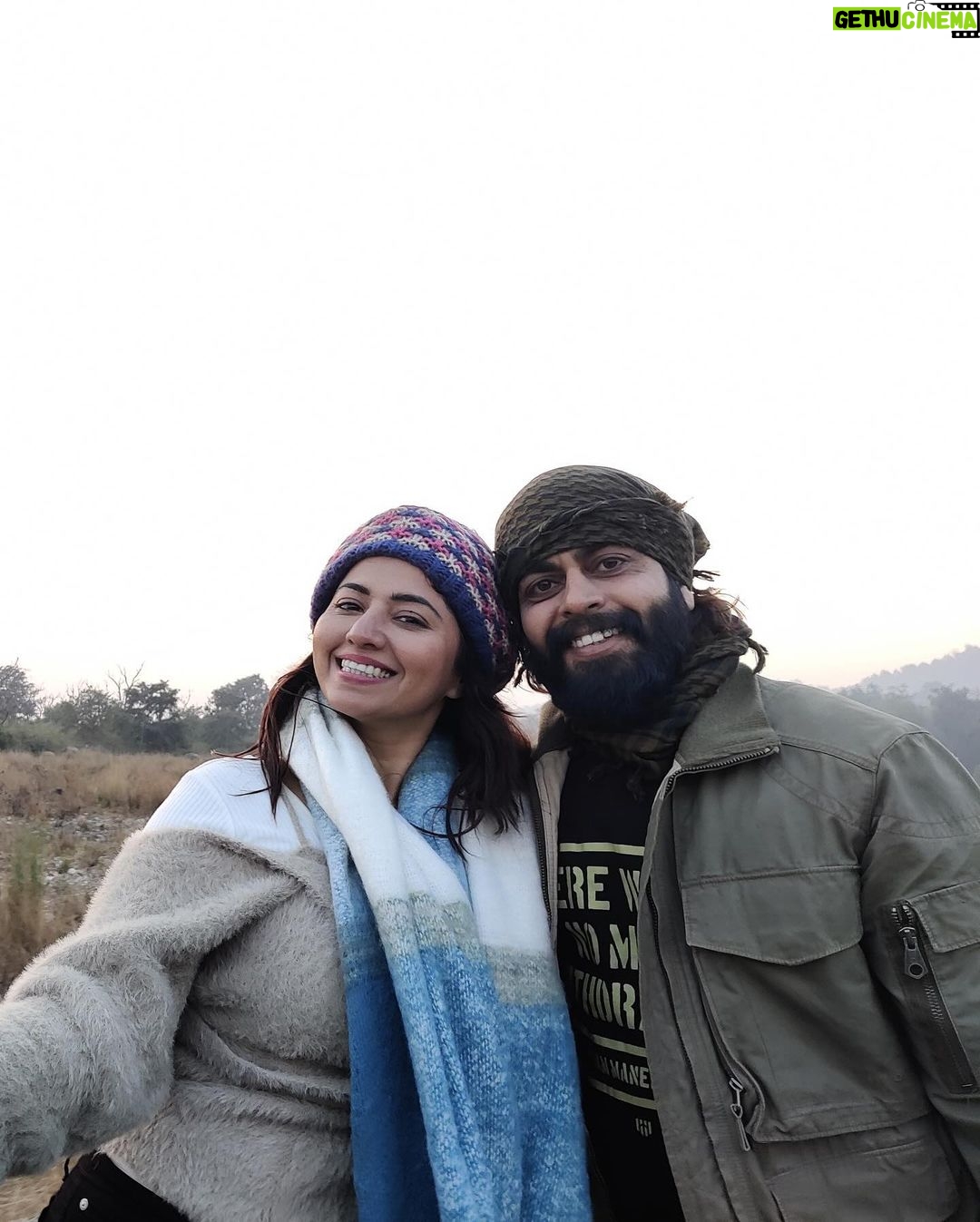 Ridheema Tiwari Instagram - Safari mode ON 🤷🏻♀️ With @jaskaransinghgandhi 🫶 Managed by : @matsya_media PR : @pr365_pr 📸 : @sardarji_preetwalia #thegoldentusk #neveradullmoment #ridhiematiwari #jaskaransinghgandhi #jimcorbett #intothewild #junglesafari The Golden Tusk, Jim Corbett National Park