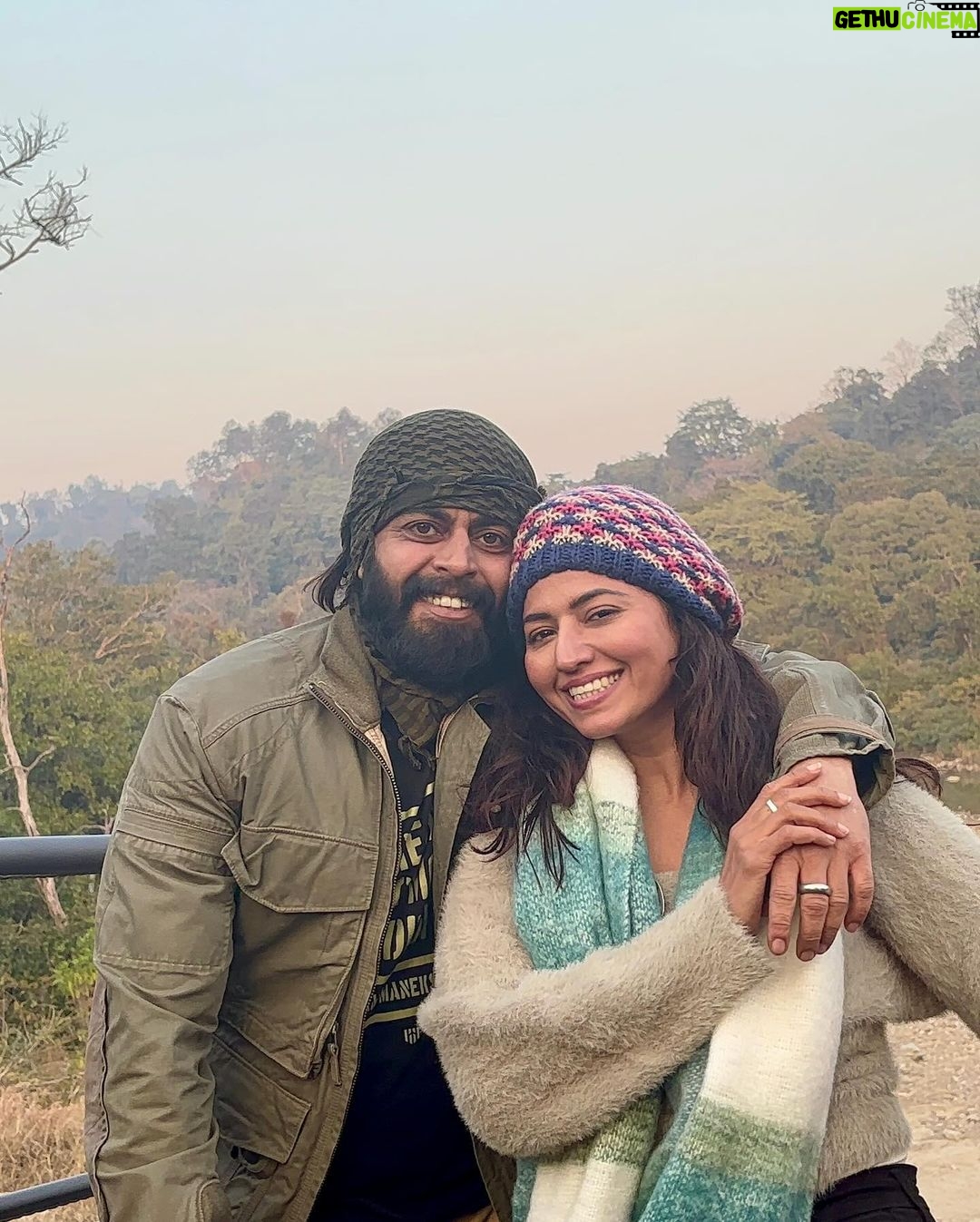 Ridheema Tiwari Instagram - Safari mode ON 🤷🏻♀️ With @jaskaransinghgandhi 🫶 Managed by : @matsya_media PR : @pr365_pr 📸 : @sardarji_preetwalia #thegoldentusk #neveradullmoment #ridhiematiwari #jaskaransinghgandhi #jimcorbett #intothewild #junglesafari The Golden Tusk, Jim Corbett National Park