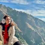 Ridheema Tiwari Instagram - Phir se Udd chali 🙌 #mountainlover #georgeeverestpeak #ridhiematiwari #traveler #mussoorie_diaries George Everest Peak