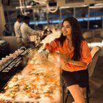 Ridheema Tiwari Instagram - Just Soooo Boujee 🔆🔆🔆 Wearing : @howwhenwearclothing Chilling @axolounge #luxury #lifestyle #mediterraneanfood #indianactress #ridhiematiwari #lastnightsdinner #midweekmadness