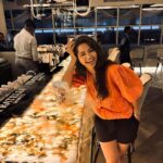 Ridheema Tiwari Instagram - Just Soooo Boujee 🔆🔆🔆 Wearing : @howwhenwearclothing Chilling @axolounge #luxury #lifestyle #mediterraneanfood #indianactress #ridhiematiwari #lastnightsdinner #midweekmadness