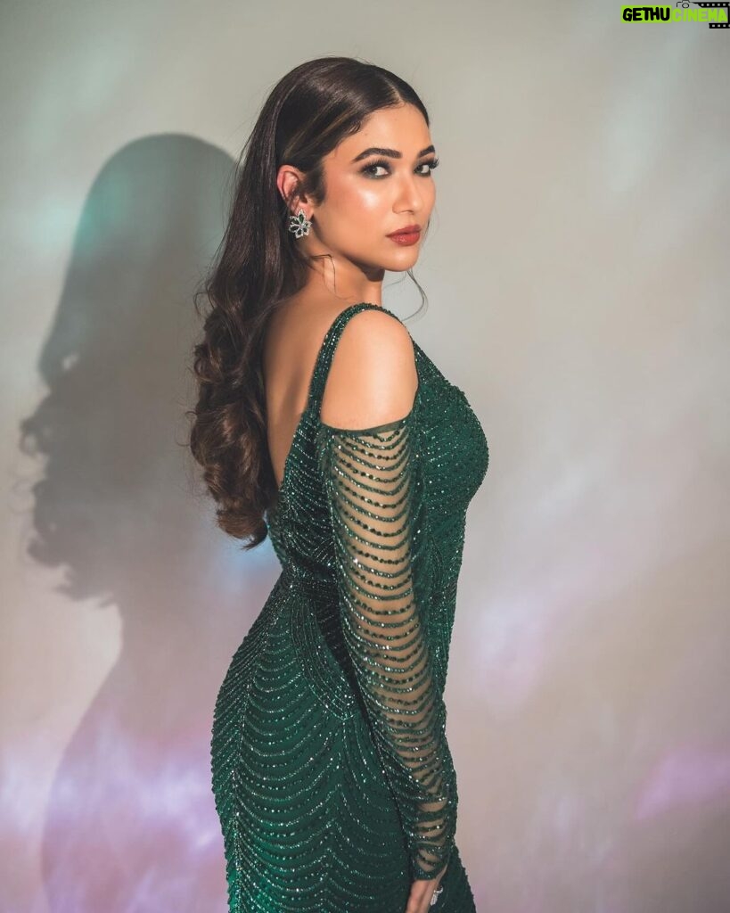 Ridhima Pandit Instagram - Whispers of mystery follow her every step ✨ . . . . Outfit: @chicandholland Jewellery: @mozaati Styled by: @nidasshah @muskaanmatta Assisted by: @_kashish20_ Hair by: @amuthevar Makeup by : @makeupbyrishabk Lensed by: @rishabhkphotography