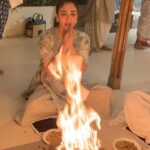 Ridhima Pandit Instagram - Best “Mahashivraatri” everrrrr 🔱🔱🔱 #harharmahadev thankyou @manalijagtap for this amazing experience. ☺️ @mahatiwellness Mumbai, Maharashtra