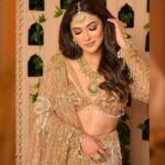 Ridhima Pandit Instagram – ✨💫
.
.
.
.
Makeup @makeoversbyneeta
Outfit @frontierraas 
Jewelry  @tanishqjewellery 
Stylist @alvirarego
Lensed by @ajayparmar