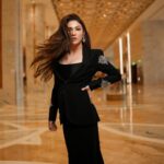 Ridhima Pandit Instagram - Channeling timeless elegance in sleek black attire. . . Wearing @worldofasra Styled by @styled_bytan P.R (outfit) @tandigital5 Jewels by @notandas_jewellers HMU @makeupbybablu Shot by @shootwithshakir Managed by @nabeelsdalvi