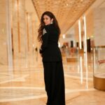Ridhima Pandit Instagram - Channeling timeless elegance in sleek black attire. . . Wearing @worldofasra Styled by @styled_bytan P.R (outfit) @tandigital5 Jewels by @notandas_jewellers HMU @makeupbybablu Shot by @shootwithshakir Managed by @nabeelsdalvi
