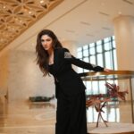 Ridhima Pandit Instagram - Channeling timeless elegance in sleek black attire. . . Wearing @worldofasra Styled by @styled_bytan P.R (outfit) @tandigital5 Jewels by @notandas_jewellers HMU @makeupbybablu Shot by @shootwithshakir Managed by @nabeelsdalvi