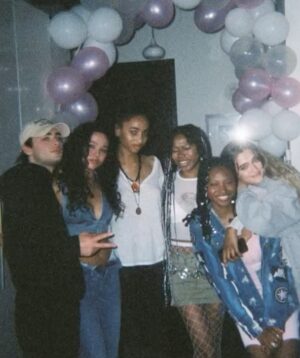 Riele Downs Instagram - 🎂 BIRTHDAY ANGEL 👼

@lizzy_greene my girl 🥹 i loveeee you very much ♥️ here’s to unlocking a whole new decade of adventures!!! 4LYFERSSSS 👯‍♀️🤞🏾