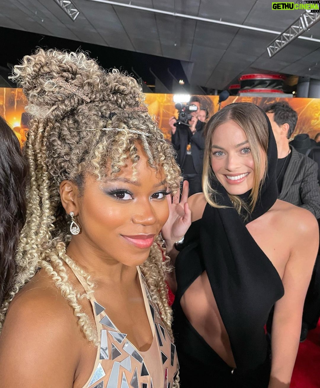 Riele Downs Instagram - this film blew me away!!! what an evening 💃🏾✨ #babylon *makeup + styling by me ;)*