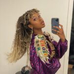 Riele Downs Instagram - a night with @maisonvalentino @valentino.beauty 💋