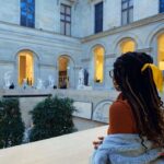 Riele Downs Instagram – food for thought Musée du Louvre