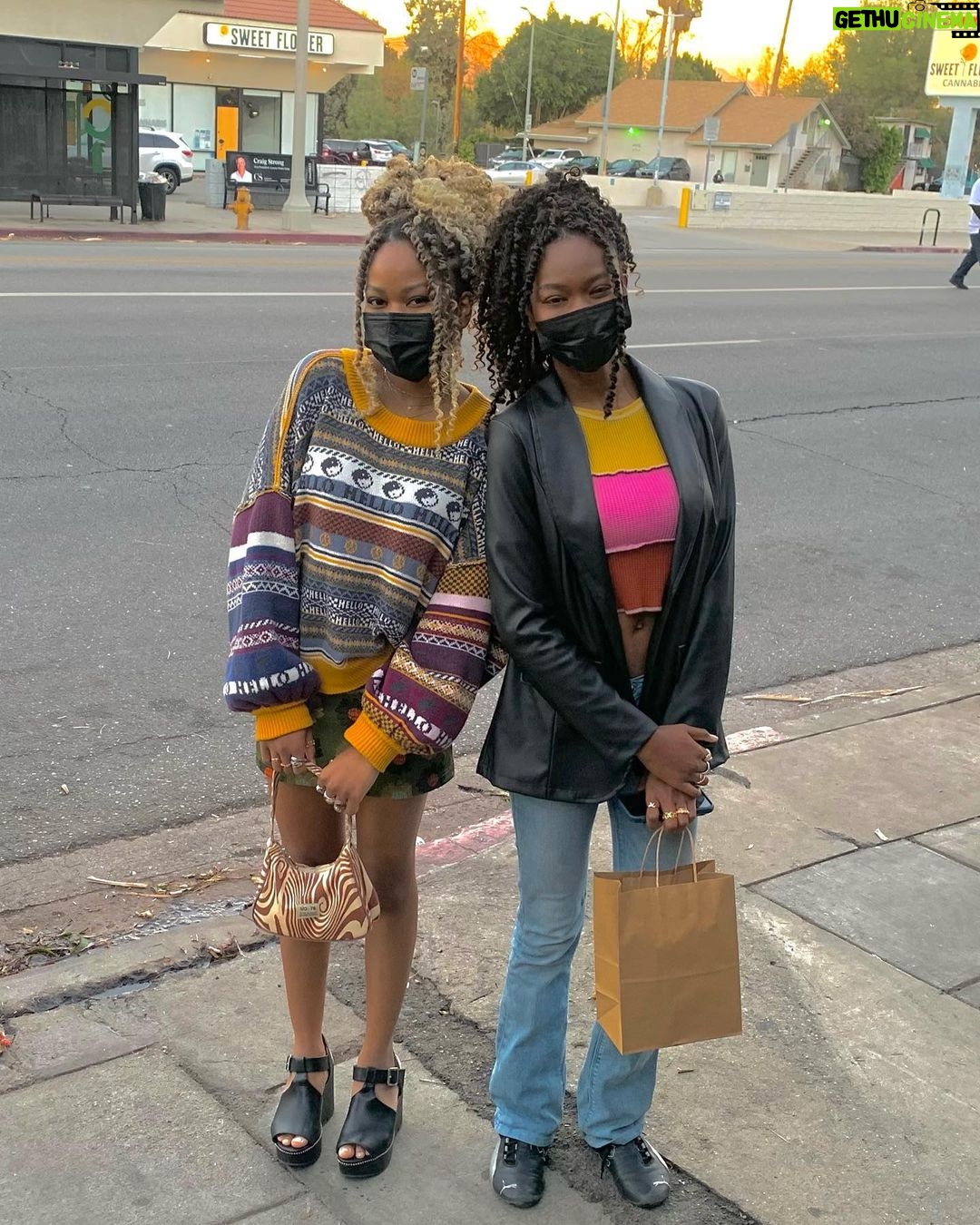 Riele Downs Instagram - feeling lots of love and appreciation π hoping that everyone had a lovely day thursday - whether you celebrate thanksgiving or not π¦β€οΈ (and happy super belated thanksgiving to my fellow canadians) π₯ if you want to support indigenous communities, i shared some organizations - i donated to NARF and The American Indian College Fund, but feel free to do some research and find whichever one resonates with you ! ππΎ