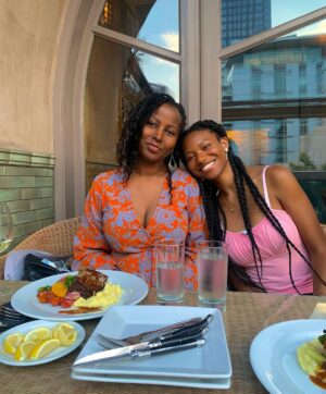 Riele Downs Instagram - @reiyadowns turned 22 last week 🙇🏾‍♀️

to my favorite sister (also my only sister, conveniently) and built-in best friend since birth

love you more than anything. you’re EVERYTHINGGG 🤸🏾‍♀️❤️👯‍♀️