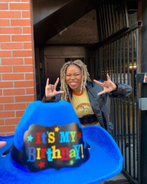 Riele Downs Instagram - on this day, a queen was born. 😌👑 whoever she is, i wish her the best.. oh, and it’s also my birthday