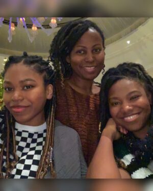 Riele Downs Instagram - my best friend in the whole world quite literally since the moment i was born 🥳 @reiyadowns i’m eternally grateful for our constant enlightening conversations, frequent impromptu dance parties, and that i get to witness your hilarity, brilliance, kindness, dedication, etc. on a daily basis! but mostly, i’m grateful simply to be able to call you my sister. 

👯‍♀️ HAPPY 21ST ♥️