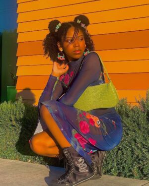 Riele Downs Instagram - 🚀🕯🧩 ☎️🧬🪐🧼🧿⚔️🪂🎰🎯🧪
