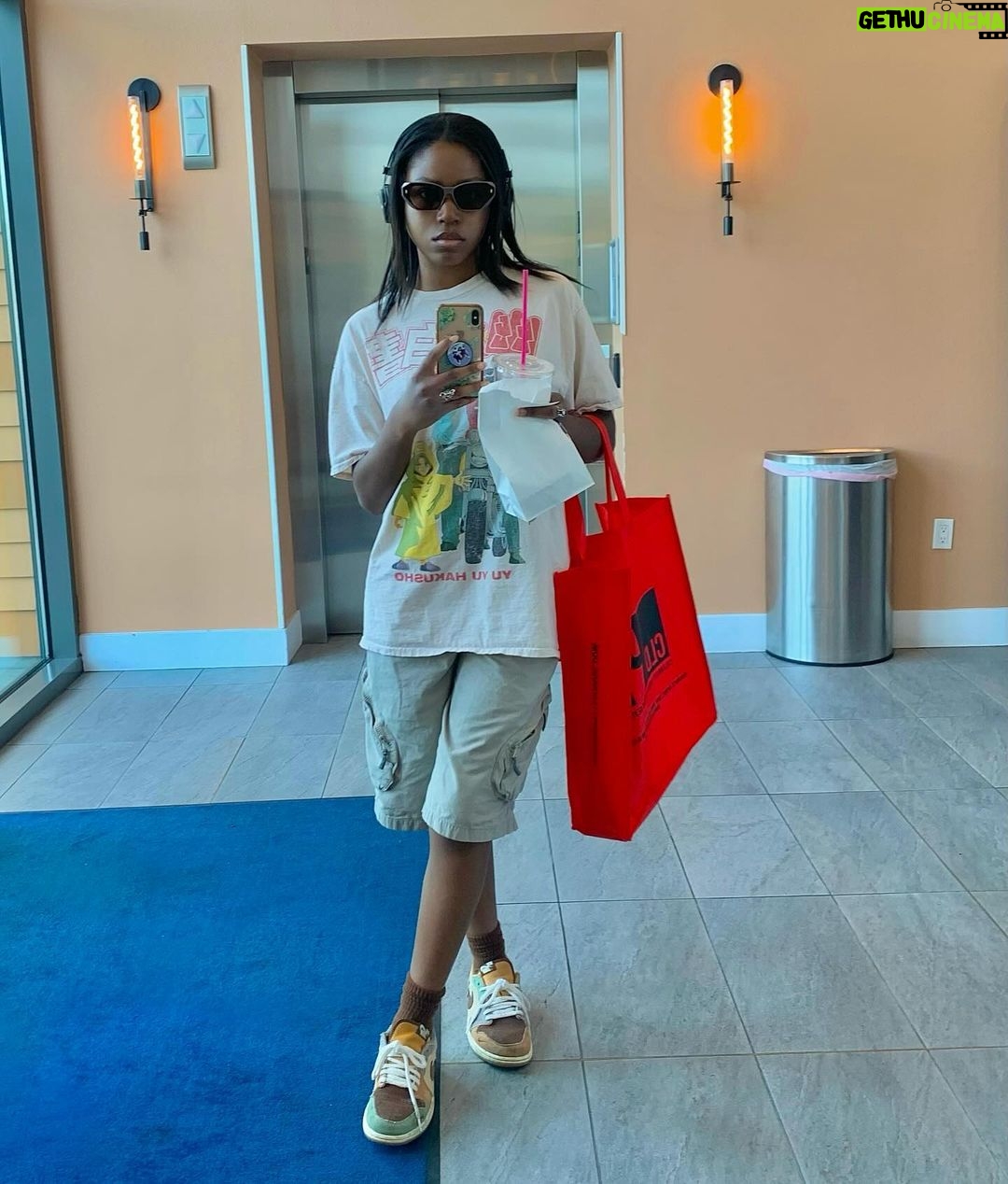 Riele Downs Instagram - in living color!!! 🌈🌈🌈