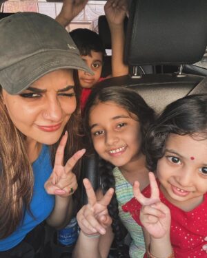Rimi Tomy Instagram - My kutties ❤️❤️❤️❤️there is no joy,no love,no feeling better than this❤️❤️❤️🥰🥰😘😘😘😘🧿🧿🧿🧿
Swipe left #more pics 

@reenutomy 
@actressmuktha 
@kanmanikiara @rinkutomy