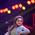 Rimi Tomy Instagram - Thekkumangalam desham Pooram❤️🌹🥰🥰🥰✌️✌️✌️🙏 #palakkad #ottapalam Thanq ❤️🙏🙏🙏 Thanq all fr the support n love❤️🎼🎼🎼 Uğran audience ❤️🌹🌹hope u all enjoyed 🥰 🎬 @yuva_weddings_photography Stylist @rashmimuraleedharan @mukeshmuralimakeover @priya_anokhi_ @nihalipret Team Pranavam:-Thekkumangalam