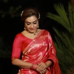 Rimi Tomy Instagram - Varanad Devi Temple,Cherthala @varanad_festival @abinprasad_cherthala @mukeshmuralimakeover @priya_anokhi_ @doms.2010