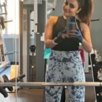 Rimi Tomy Instagram - Happy Valentines Day❤️❤️❤️❤️❤️🧿🧿 Will u be my valentine🤔❤️😃???🌹🌹🌹🌹🌹🌹🌹🌹🌹🌷🌷🌷🌷🌷🌺🌹🌹🌹🌹🌹🌹🌹🌹🌹 @darc1fitness