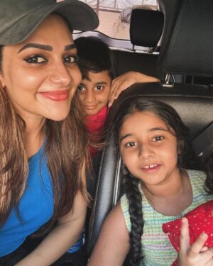 Rimi Tomy Instagram - My kutties ❤️❤️❤️❤️there is no joy,no love,no feeling better than this❤️❤️❤️🥰🥰😘😘😘😘🧿🧿🧿🧿
Swipe left #more pics 

@reenutomy 
@actressmuktha 
@kanmanikiara @rinkutomy