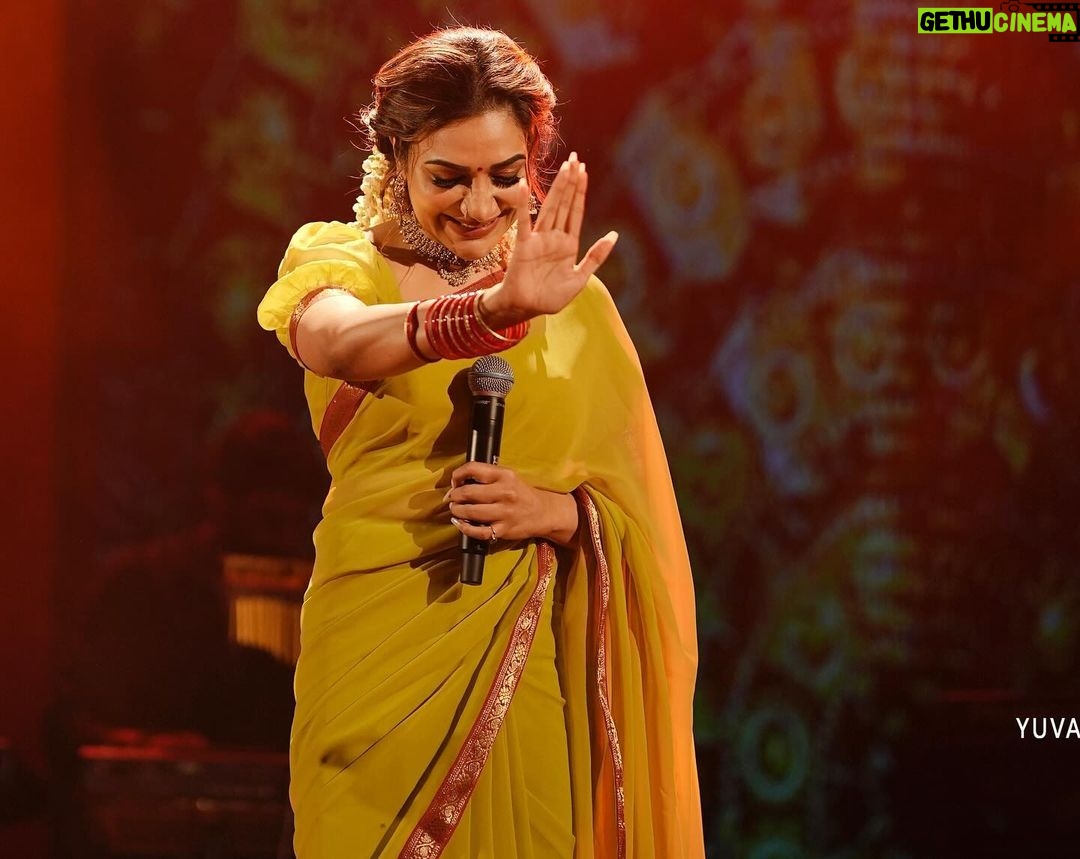 Rimi Tomy Instagram - Music is the divine way to tell beautiful ,poetic things to the heart ❤️❤️❤️🎼🎼🎼🎼🧿🧿