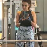 Rimi Tomy Instagram - Happy Valentines Day❤️❤️❤️❤️❤️🧿🧿 Will u be my valentine🤔❤️😃???🌹🌹🌹🌹🌹🌹🌹🌹🌹🌷🌷🌷🌷🌷🌺🌹🌹🌹🌹🌹🌹🌹🌹🌹 @darc1fitness