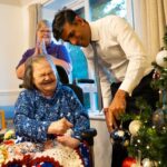 Rishi Sunak Instagram - Kickstarting Christmas back in my constituency 🎄 Spent yesterday helping local people across town get ready for the holidays. I got a lot of feedback on @jeremyhuntmp’s autumn statement. There’s nothing like tax cuts and pension boosts to bring in Christmas early! Richmond, North Yorkshire