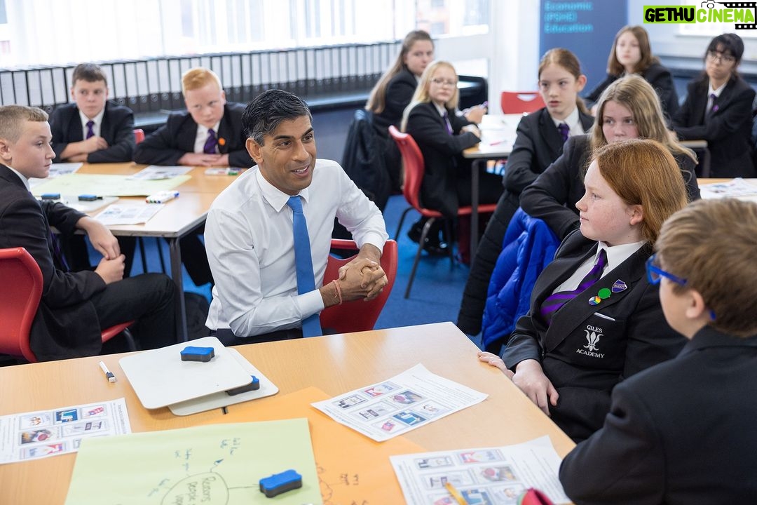 Rishi Sunak Instagram - The young people I met in Boston today are in no doubt about the dangers of smoking. We have a chance to cut cancer deaths by a quarter and ease huge pressures on the NHS. By creating a smokefree generation we'll give our children a brighter future. Boston, Lincolnshire