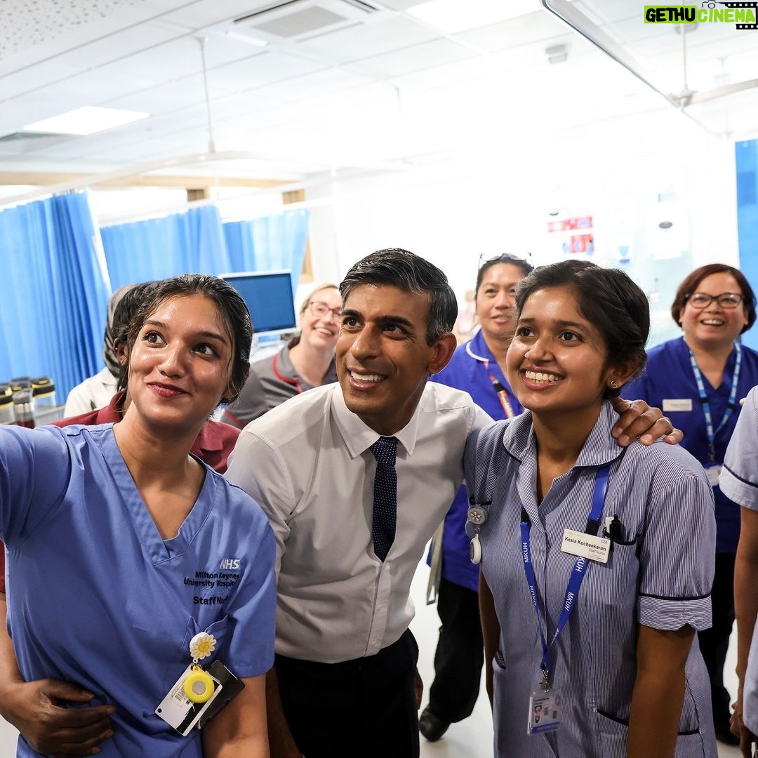 Rishi Sunak - 233.7K Likes - Seeing the importance of the NHS and health care to people’s lives was a huge part of my upbringing.
Both my parents worked in the NHS. Its long-term success matters to me and it’s why I spend so much time focused on cutting waiting lists.
Meeting staff, patients and parents today at @mkhospital_ reminded me of our duty to get the job done.
That’s why we’re backing them with an additional £250 million for 900 more hospital beds, expanding wards and delivering more Urgent Treatment Centres - to get patients the care they need quicker, prepare for winter and cut waiting lists.