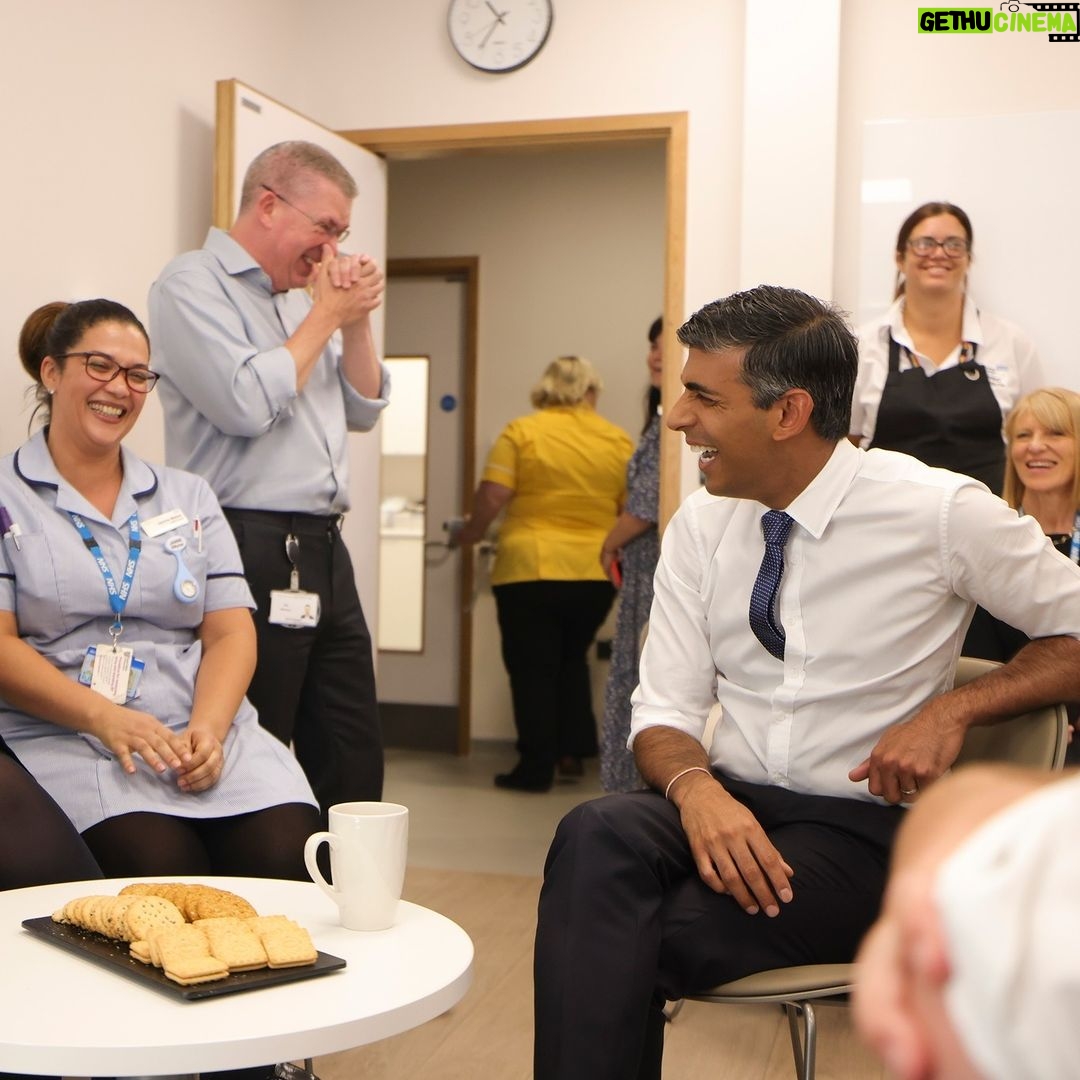 Rishi Sunak - 233.7K Likes - Seeing the importance of the NHS and health care to people’s lives was a huge part of my upbringing.
Both my parents worked in the NHS. Its long-term success matters to me and it’s why I spend so much time focused on cutting waiting lists.
Meeting staff, patients and parents today at @mkhospital_ reminded me of our duty to get the job done.
That’s why we’re backing them with an additional £250 million for 900 more hospital beds, expanding wards and delivering more Urgent Treatment Centres - to get patients the care they need quicker, prepare for winter and cut waiting lists.