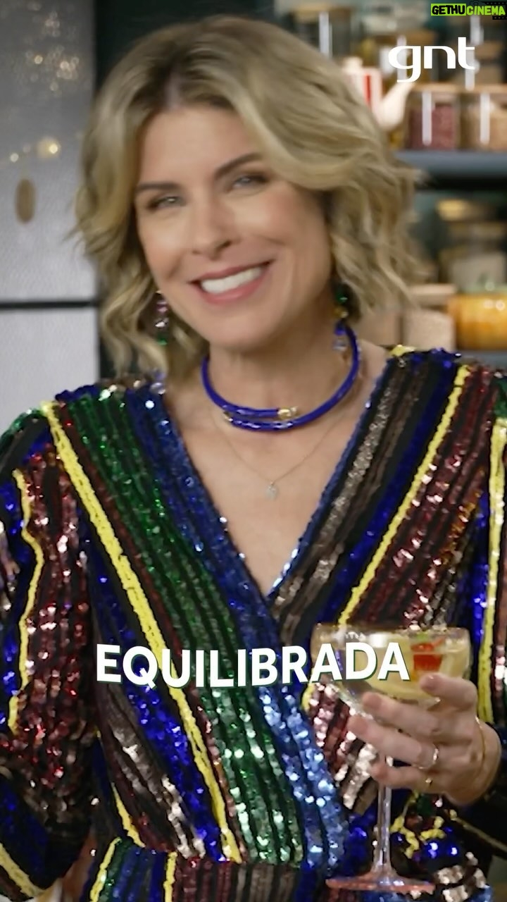 Rita Lobo Instagram - Preparados para começar o ano com muito equilíbrio e sem exagero?! 🤣 #AnoNovo #CozinhaPráticaNoGNT