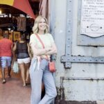 Rita Lobo Instagram - Na próxima sexta (1), além da tradição culinária riquíssima do Pará, você vai conhecer histórias de pessoas incríveis. No vídeo tem um pouquinho de uma caminhada pelo mercado Ver-o-Peso, entre uma gravação e outra. Dá pra perceber o carinho do paraense, né? Que povo mara! No segundo episódio do Prato Feito Brasil, que vai ao ar depois do Globo Repórter, na @tvglobo, vou falar mais sobre outro grupo alimentar do pê-efe, o grupo das carnes. E em Belém, sabe qual o tipo mais consumido? Olha o tanto de água que tem por lá... Peixe! (Só de lembrar deu água na boca.) Se você perdeu a estreia, corre lá no #globoplay pra assistir quando quiser, tá? #PratoFeitoBR #ReceitaPanelinha #RitaLobo #ComidaDeVerdade #ReceitaPratica