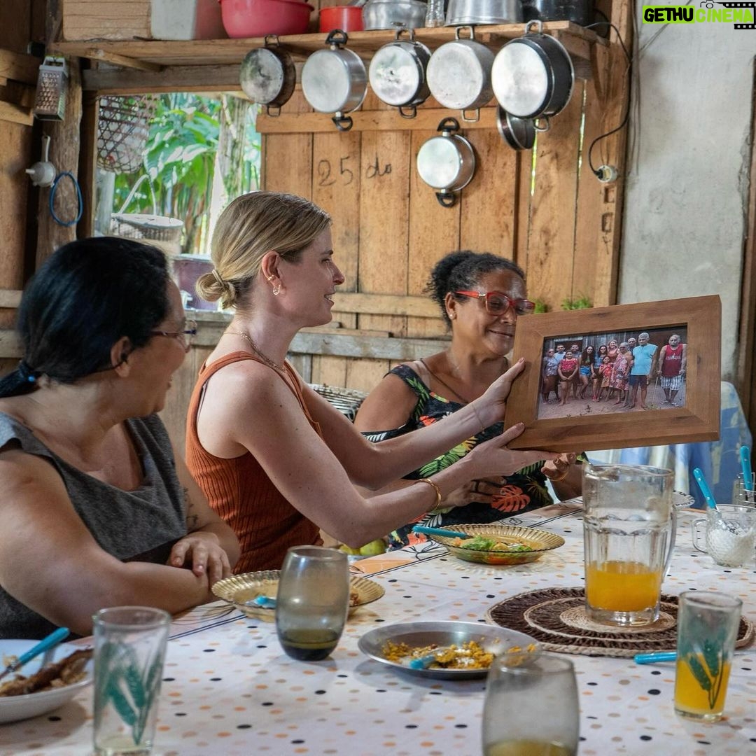 Rita Lobo Instagram - Amanhã é dia de @ritalobo! O segundo episódio de #PratoFeitoBrasil vem aí com muitas receitas, comida boa e histórias emocionantes em volta da mesa! 🍽️ E agora é a vez de Belém! Logo depois de 'Globo Repórter', na minha telinha! ✨