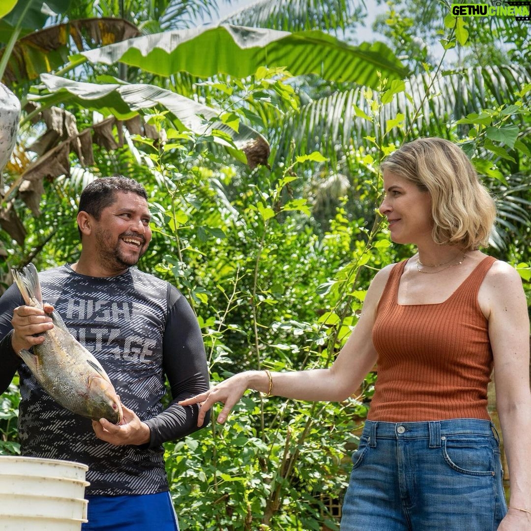 Rita Lobo Instagram - Amanhã é dia de @ritalobo! O segundo episódio de #PratoFeitoBrasil vem aí com muitas receitas, comida boa e histórias emocionantes em volta da mesa! 🍽️ E agora é a vez de Belém! Logo depois de 'Globo Repórter', na minha telinha! ✨