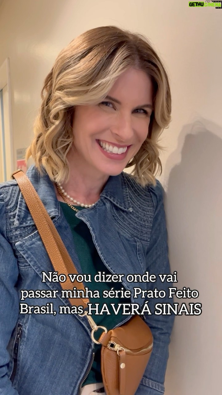 Rita Lobo Instagram - Os sinais estão na sua frente! Mas quem assistiu ao Encontro de hoje já tá sabendo, né? Obrigada, @patriciapoeta, pelo convite! Prato Feito Brasil estreia nesta sexta (24), depois do Globo Repórter. Pra ir esquentando, dá um pulo em Panelinha.com.br e escolhe a sua receita de pê-efe ;) #PratoFeitoBR #ReceitaPanelinha #RitaLobo #ComidaDeVerdade #ReceitaPratica