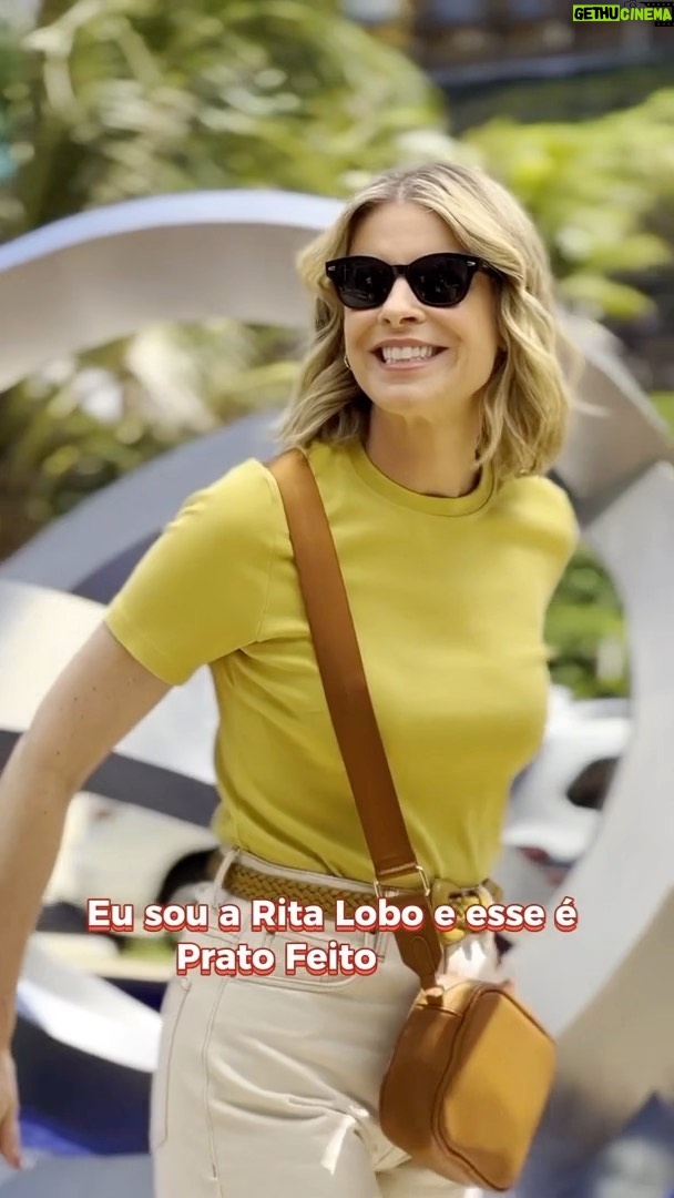 Rita Lobo Instagram - ISSO É PRATO FEITO BRASIL! Tá chegando a hora! A minha série documental sobre o pê-efe, símbolo da dieta brasileira, estreia na próxima sexta (24), na Globo, depois do Globo Repórter! Quem vai estar nessa comigo? Pra aquecer, prepara o arroz, o feijão e capricha no pê-efe! No Panelinha.com.br tem muitas ideias pra você arrasar no seu prato feito! #PratoFeitoBR #ReceitaPanelinha #RitaLobo #ComidaDeVerdade #ReceitaPratica