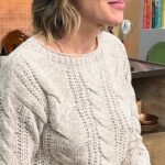 Rita Lobo Instagram – Falei com a @juliaduailibi no podcast #OAssunto sobre a nova cesta básica, que vai ficar mais saudável. 

A novidade é o veto aos produtos ultraprocessados, e inclusão de uma variedade maior de alimentos in natura e minimamente processados. 

No meu site, Panelinha.com.br, já tem uma página com ideias pra transformar os itens da nova cesta básica em receitas saborosas.

Os links pra ouvir o podcast, e também pra ver as receitas, estão nos stories. 

#ReceitaPanelinha
#RitaLobo
#ComidaDeVerdade
#ReceitaPratica