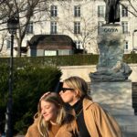 Rita Lobo Instagram - Minha filhota, eu e… Goya! Hoje foi dia de ver as Pinturas Negras no Museu do Prado, aqui em Madri. 🇪🇸 Quer dizer, entre tantas outras andanças… ❤️ Como a gente anda quando tá viajando, né?