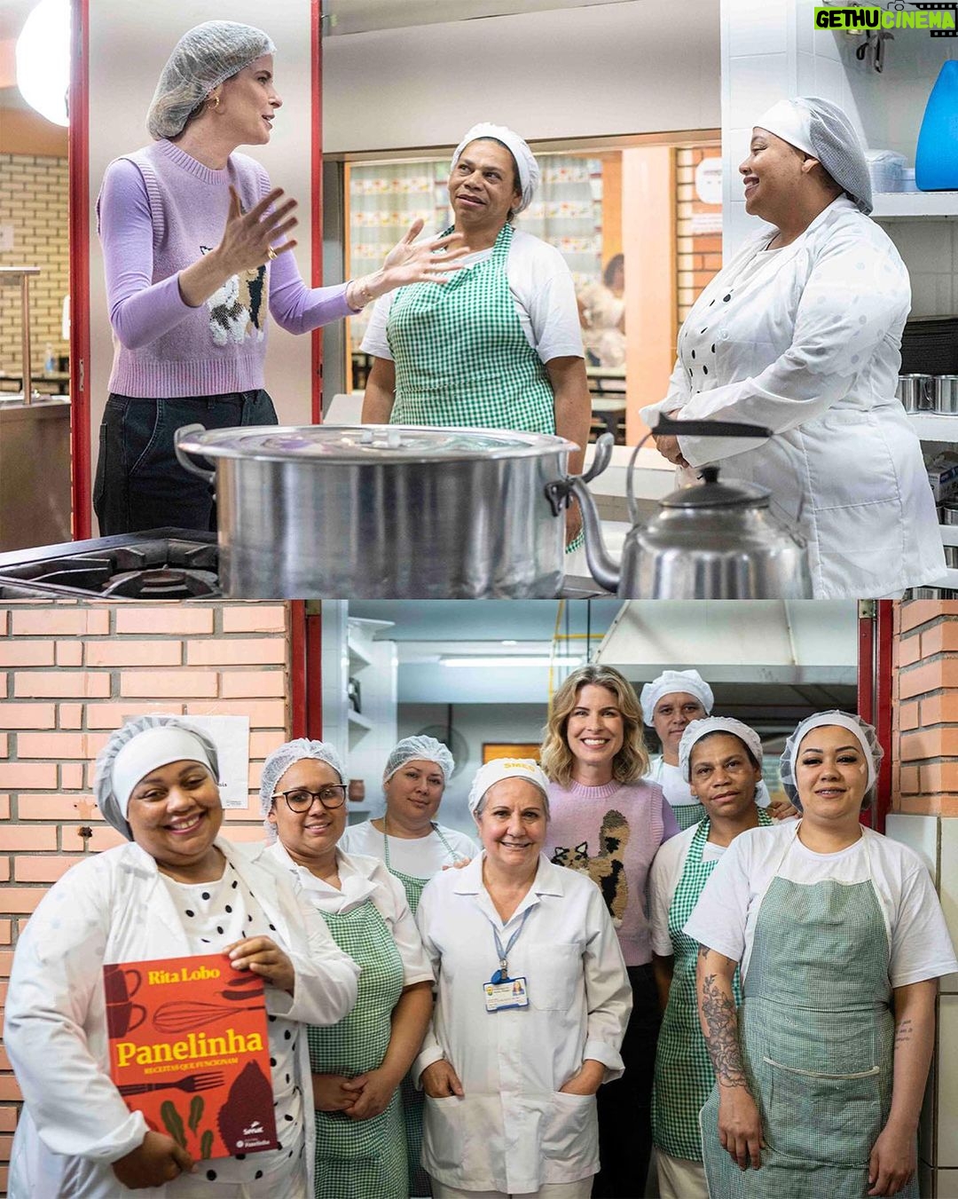 Rita Lobo Instagram - Ontem foi ao ar na @tvglobo o último episódio do Prato Feito Brasil, minha série documental, que agora está disponível no @globoplay. Foi uma alegria sem tamanho poder falar da riqueza da nossa dieta brasileira e contar histórias dos nossos cozinheiros e cozinheiras que fazem questão de preparar e comer arroz e feijão diariamente. O prato feito é um patrimônio nacional! E nós somos mais brasileiros porque comemos arroz com feijão. Muito, mas muito obrigada mesmo a você que me acompanhou nas últimas quatro semanas e fez dessa série o sucesso de audiência que foi. Agradeço também imensamente a todos na Globo que me apoiaram nessa aventura e fizeram esse Prato Feito a tantas mãos. A minha equipe, que está comigo em todos os projetos, além de agradecer, aproveito pra desejar boas férias! 😂 Pra quem se animou a cozinhar mais no dia a dia, lembro que todas as minhas receitas estão no Panelinha.com.br. #PratoFeitoBR #ReceitaPanelinha #RitaLobo #ComidaDeVerdade #ReceitaPratica