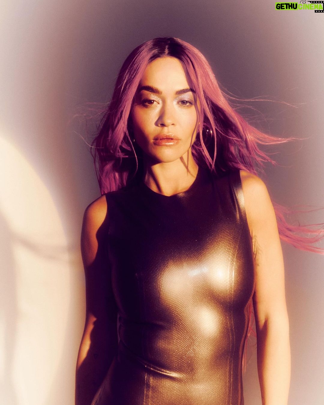 Rita Ora Instagram - Pink and latex? Who would have thought. My latest track LAST OF US with @gryffin ๐๐ฅณ Canโt wait to hear your thoughts! Drop โem in the comments below ๐