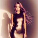 Rita Ora Instagram - Pink and latex? Who would have thought. My latest track LAST OF US with @gryffin 💕🥳 Can’t wait to hear your thoughts! Drop ‘em in the comments below 💌